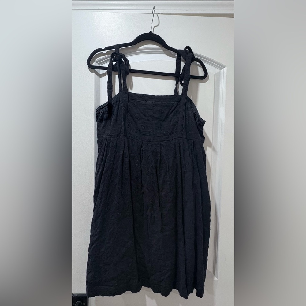 Old Navy Black Midi Dress